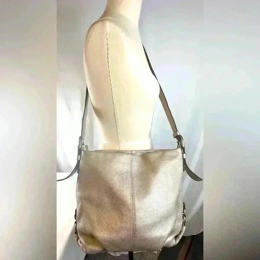 COACH F15064 Silver Leather Duffle Bag - Picture 2 of 12